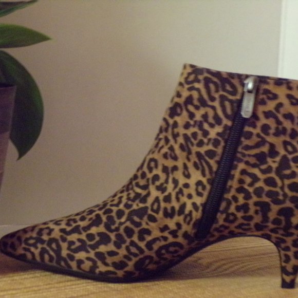 CIRCUS - Picture 4 of 9